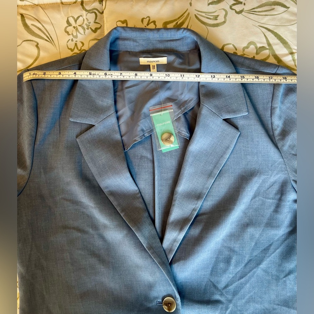 Maurices Classic Blue Blazer - Picture 4 of 7